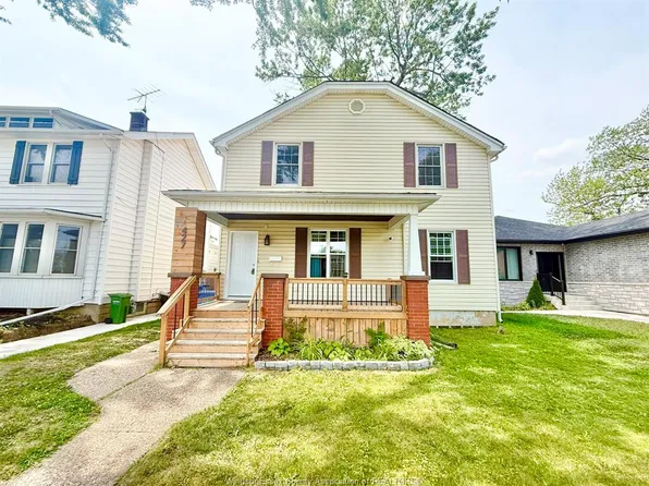 427 Cameron Ave, Windsor, ON N9B 1Y9