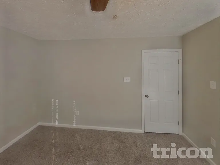 9845 Bayline Cir — Photo 7