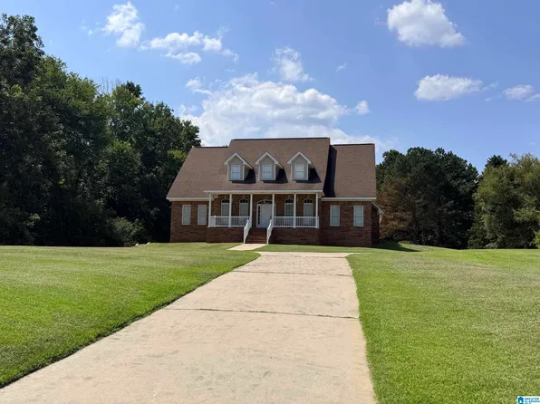 1385 Shipp Rd, Hayden, AL 35079