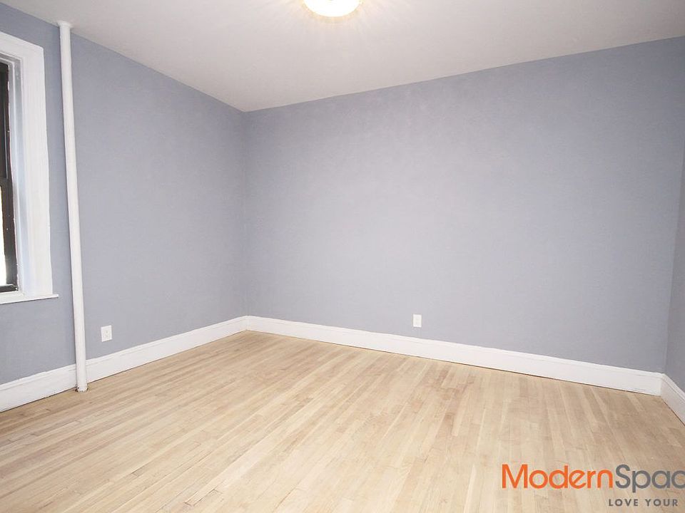 2nd image of 3095 30th St #3B