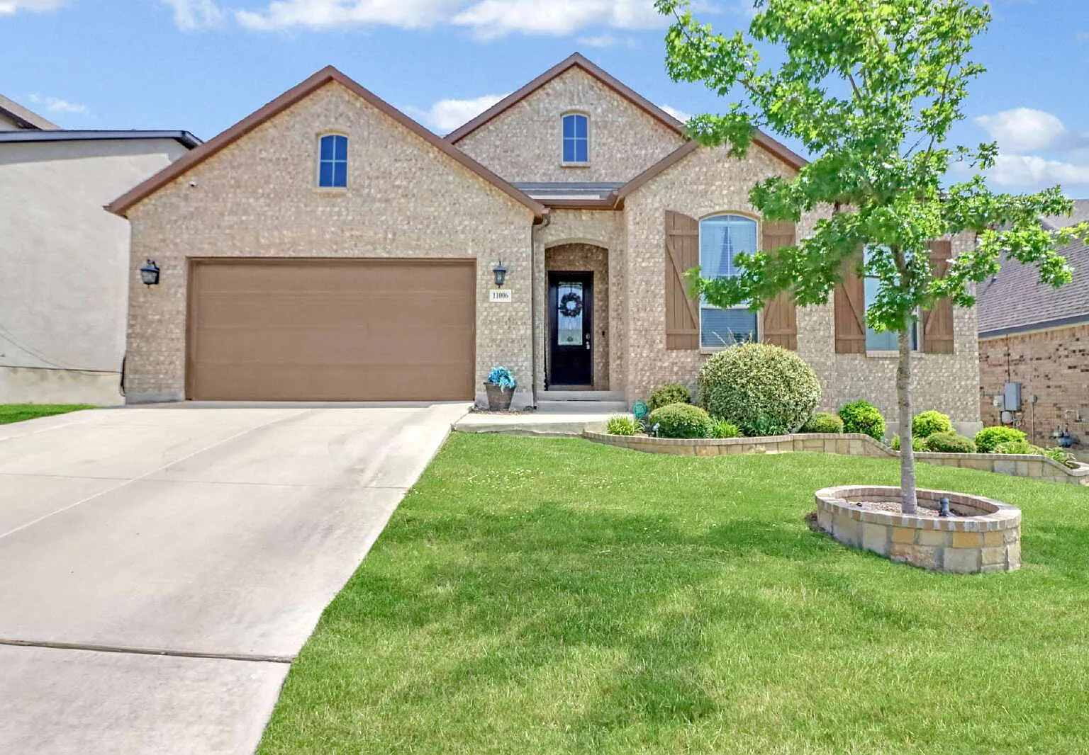 4 bed, 3.5 bath, 2868 sqft, $2,800 — Photo 3
