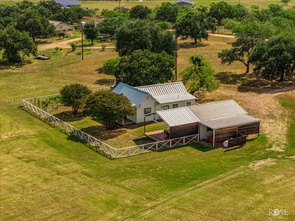 754 Ischar Ln, Mason, TX 76856