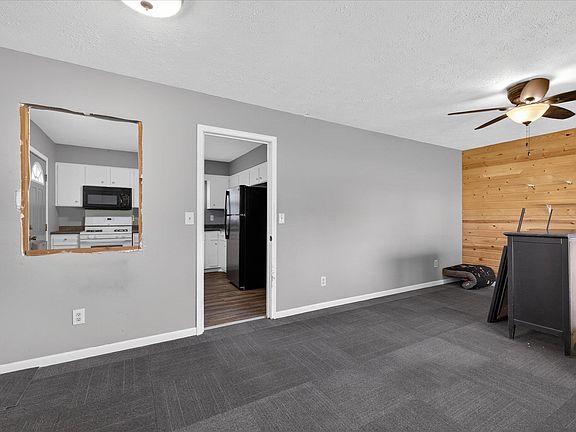 4th image of 7575 S Harmony Rd