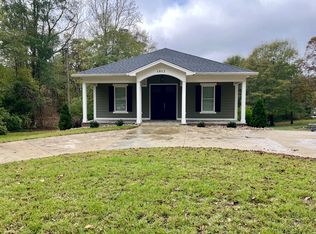 1012 Royal Summit Dr, Seneca, SC 29678
