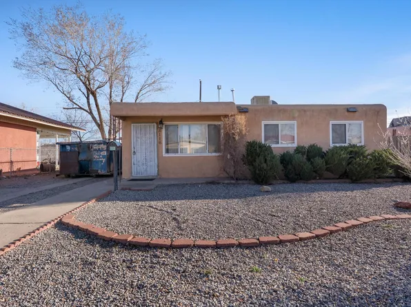 8116 Kathryn Ave SE, Albuquerque, NM 87108