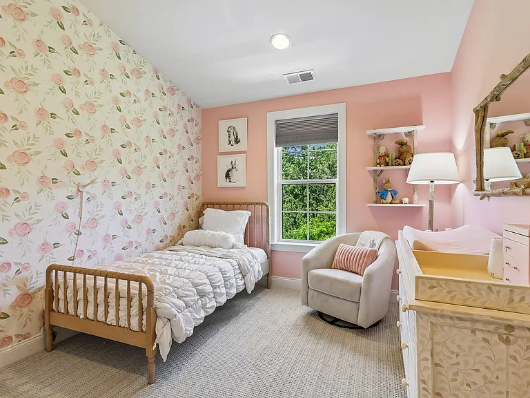 21 Brentwood Cir — Photo 13
