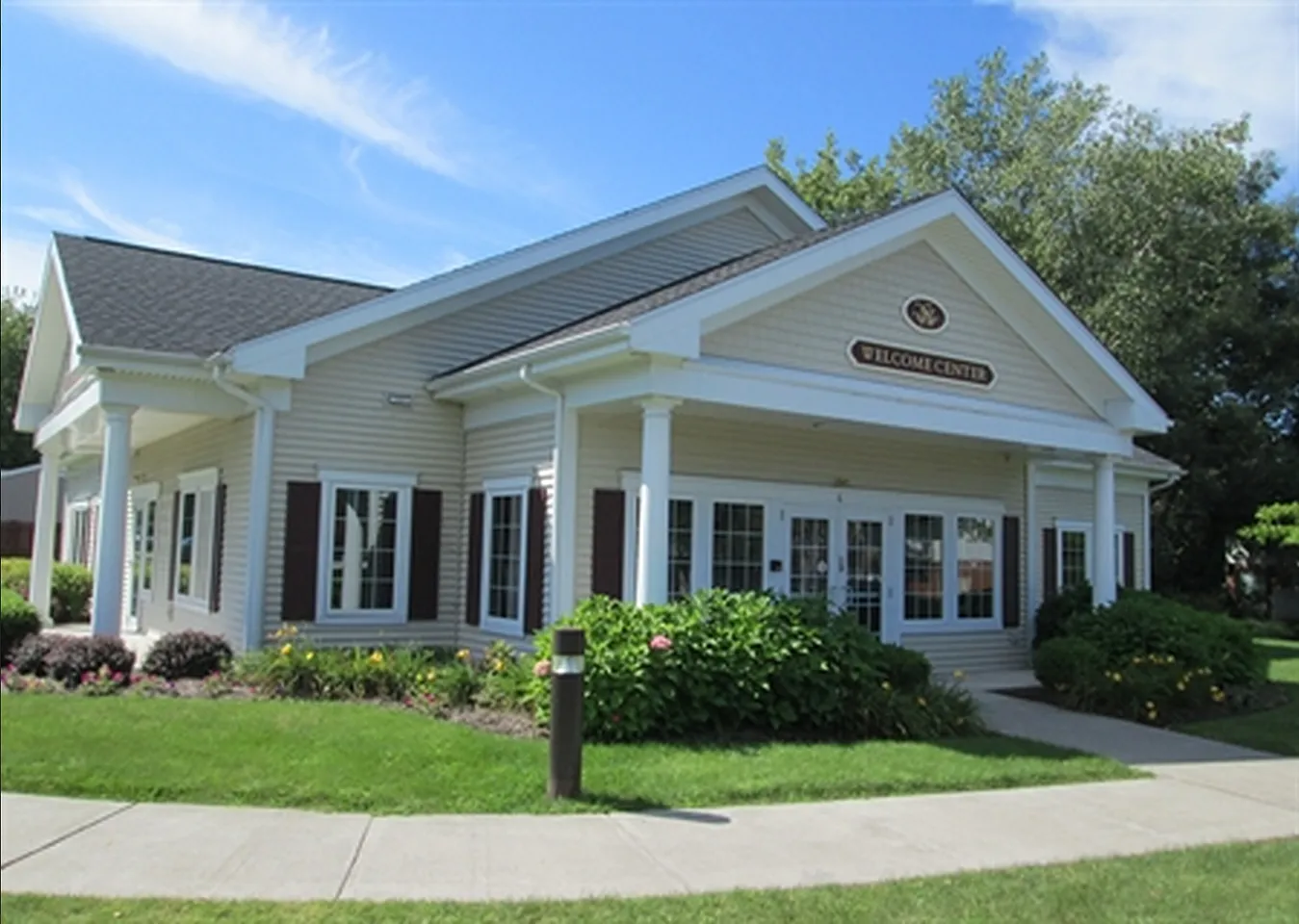 Westbrooke Commons Apartments and Townhomes — Photo 1
