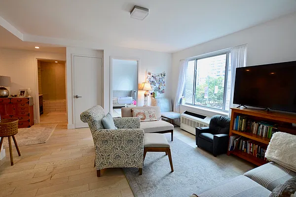 Rented by Douglas Elliman | media 2
