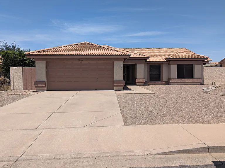 5460 E Emerald Ave — Photo 1