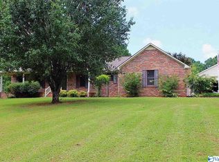 1214 Shoal Creek Rd, Decatur, AL 35603