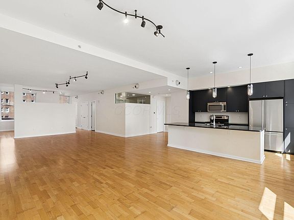 5th image of 145 N High St APT 400