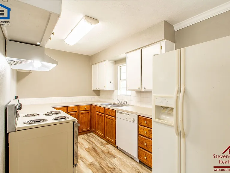 2610 NW Lindy Ave — Photo 27