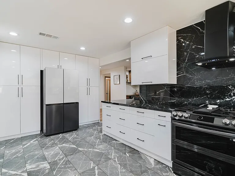 41201 Laidlaw Ln — Photo 18