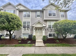 11S457 Rachael Ct, Willowbrook, IL 60527