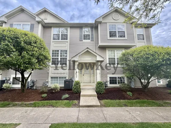 11S457 Rachael Ct, Willowbrook, IL 60527