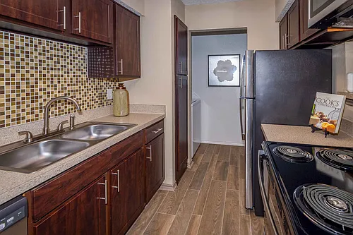 Park West Apartments Photo 1