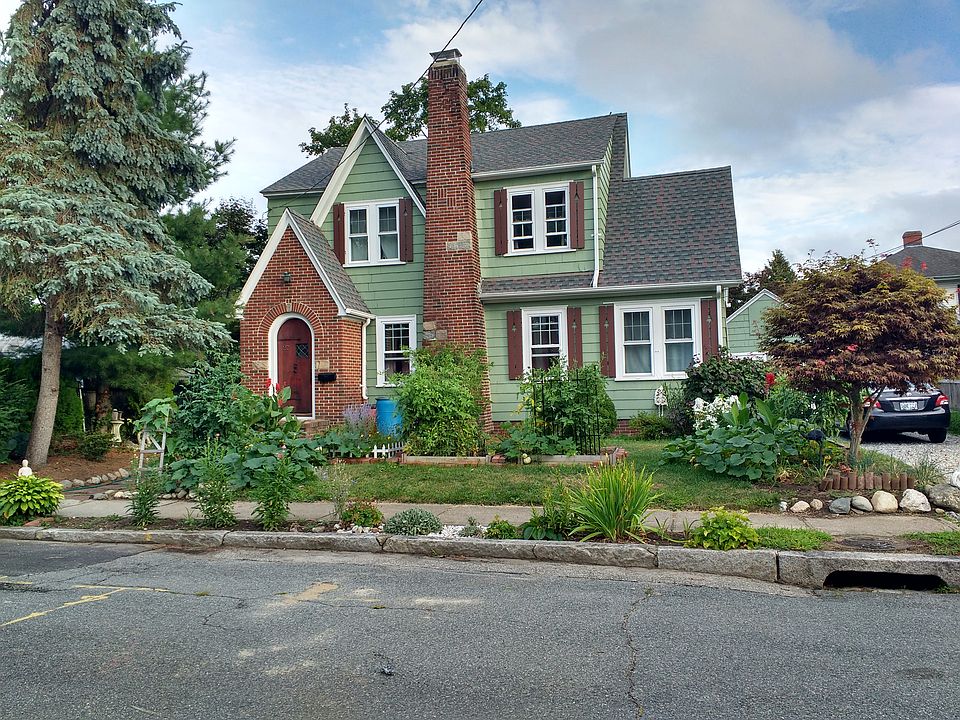1st image of 27 Rosewood Ave