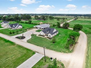 914 Axis Ln, Franklin, TX 77856
