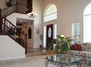 11070 Sunrise Ridge Cir, Auburn, CA 95603