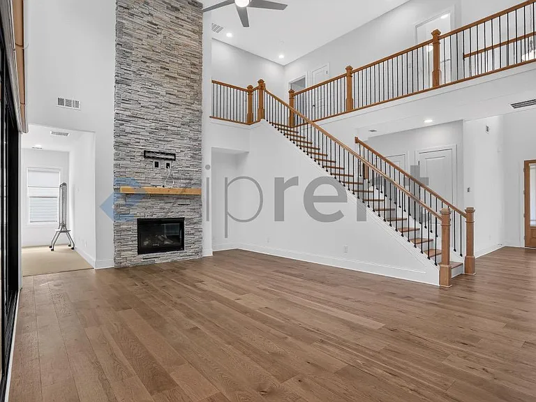 2109 Freestone Way #2109 — Photo 14