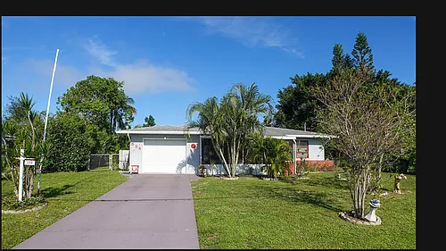 554 NW Sagamore Ter Photo 1