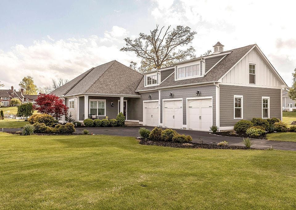 1st image of 9483 Cypress Dr