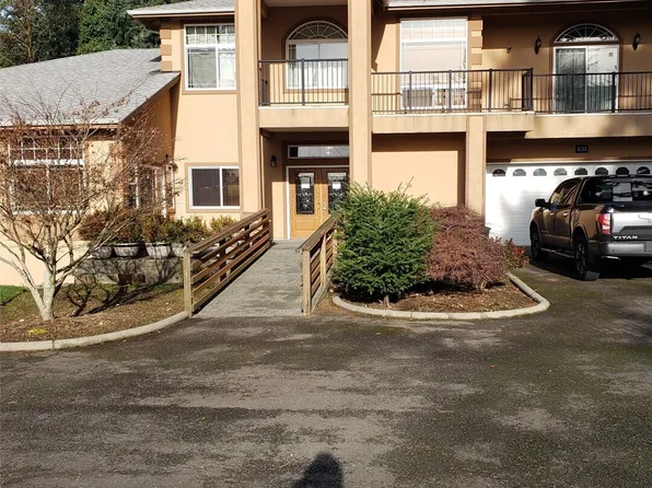 (undisclosed Address), Federal Way, WA 98003