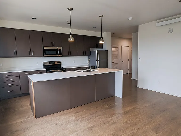 Viewpoint Terrace Apartments — Photo 27