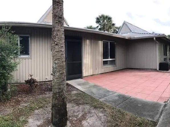 900 Henderson Creek Dr Unit 109, Naples, FL 34114