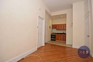 Rented by RES New York