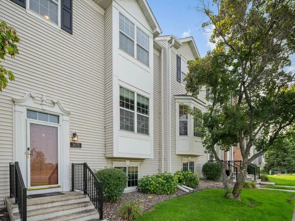 1671 Crossings Blvd, Shakopee, MN 55379