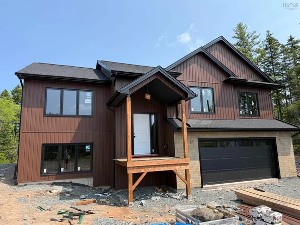 670 Celebration Dr #743, Fall River, NS B2T 1S3
