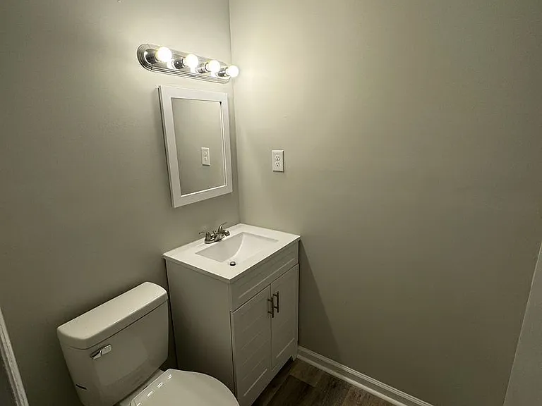 209 Lakeshore Dr — Photo 35