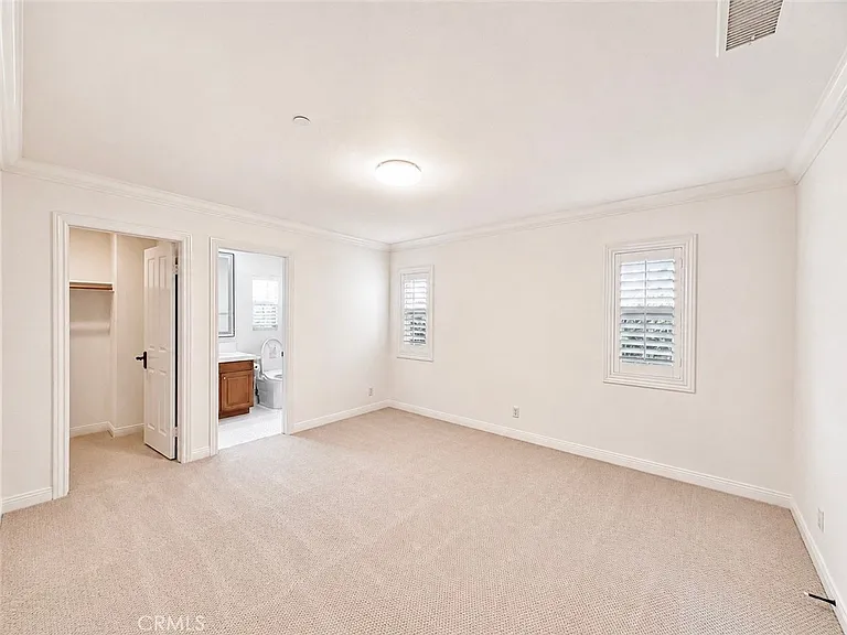 37 View Ter — Photo 32