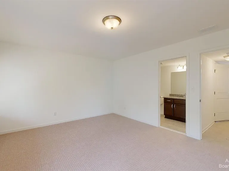 2741 Bristol Ridge Dr — Photo 23