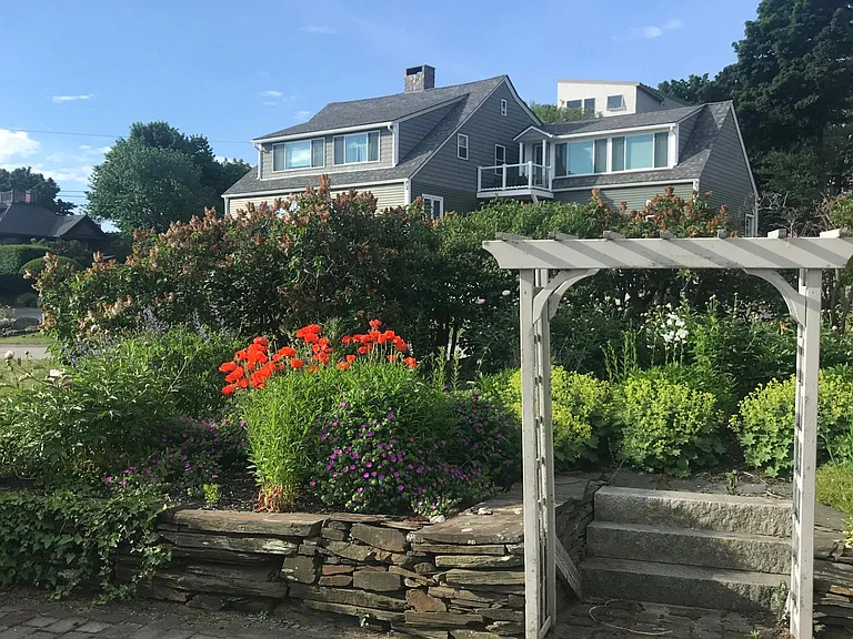 16 Loveitts Field Rd — Photo 4
