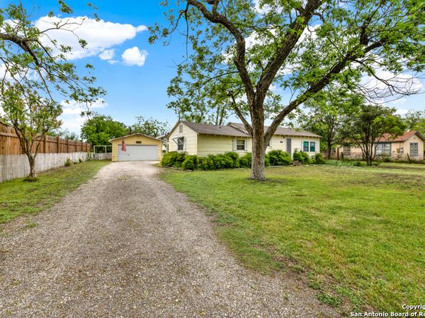 1959 Gruene, New Braunfels, TX 78130