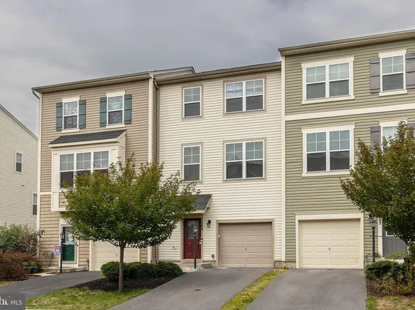 104 Pintangle Ct, Stephenson, VA 22656