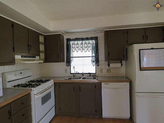 3rd image of 410 Camino Del Cielo