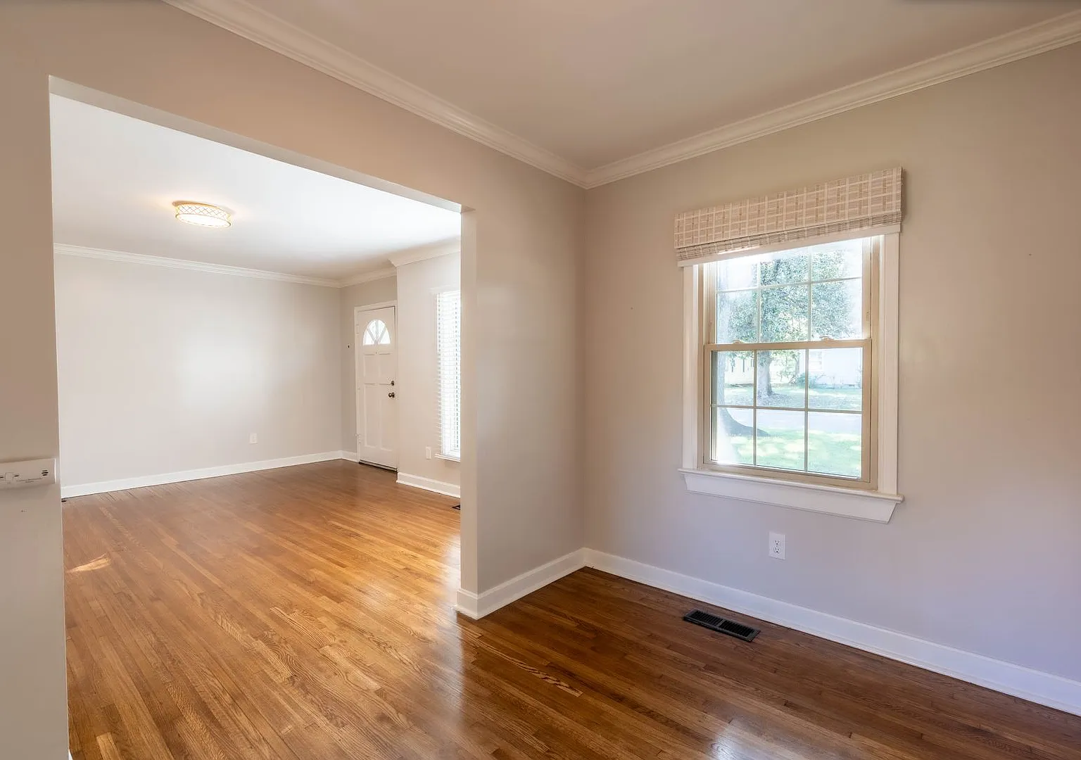 Must See- Updated Kitchen/Hardwood Floors!! — Photo 4