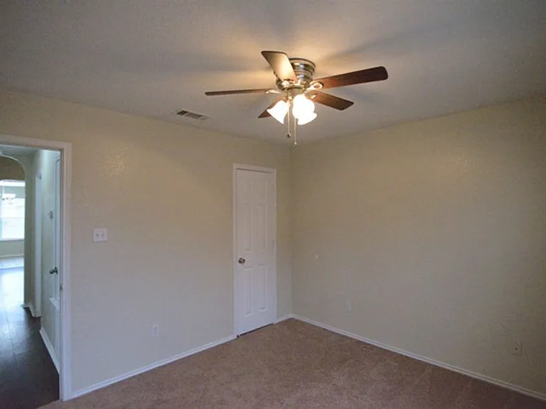 2909 Maria Dr — Photo 15