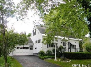 122 Wilshirl Dr, North Syracuse, NY 13212