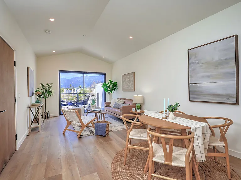 4745 Carpinteria Ave — Photo 6