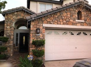 8123 Crab Apple Ct, Bakersfield, CA 93311