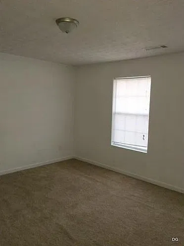 2 bed, 2.5 bath, 1372 sqft, $1,450 — Photo 4