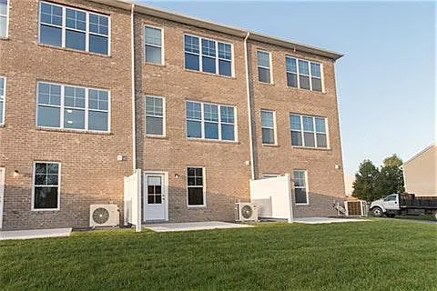 60 Pony Cir — Photo 29