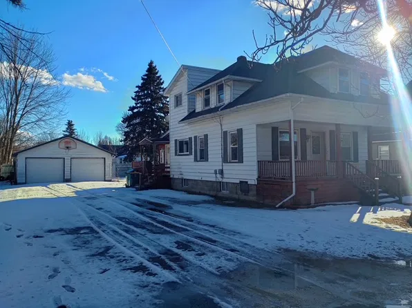 409 Stark St, Bay City, MI 48706