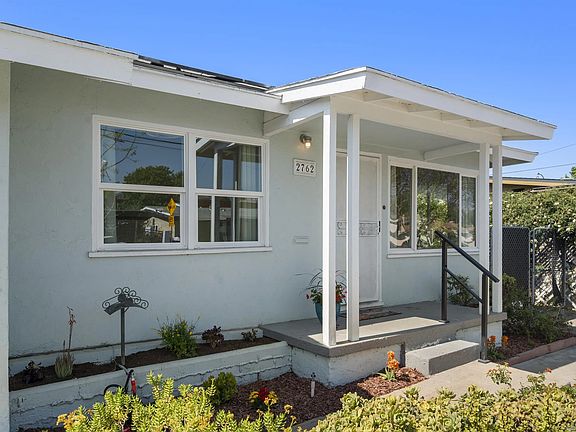 4th image of 2762 Ridge View Dr