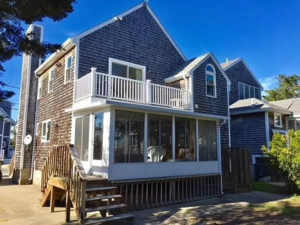 4 bed, 1800 sqft, $4,500 — Photo 4