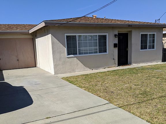 Driveway and Garage front Lawn